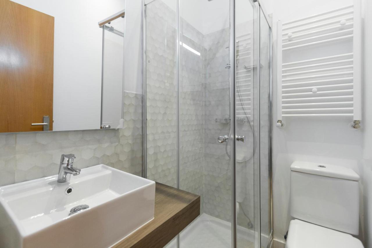 Dobo Homes - Zu84 Madrid Extérieur photo